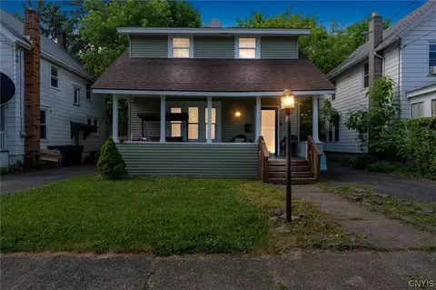 122 Cortland Pl, Syracuse, NY 13207