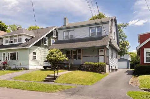 1146 N Glencove Rd, Syracuse, NY 13206