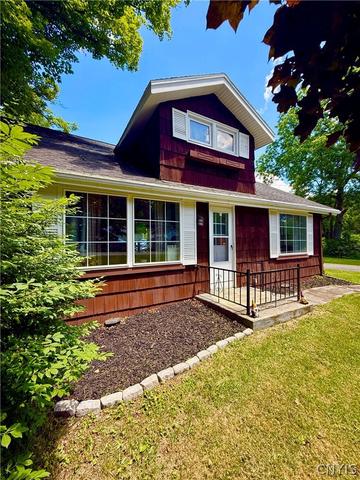 4044 Cedarvale Rd, Onondaga, NY 13215