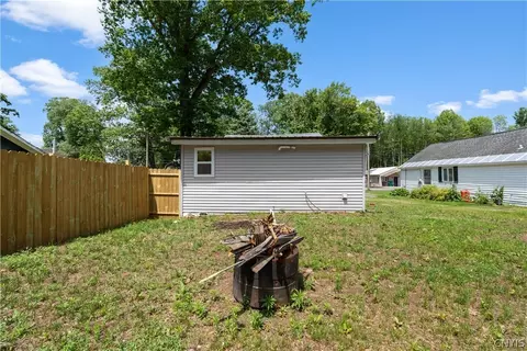 Exterior - 69 Larned Rd, Schroeppel, NY 13132 photo 2 of 3