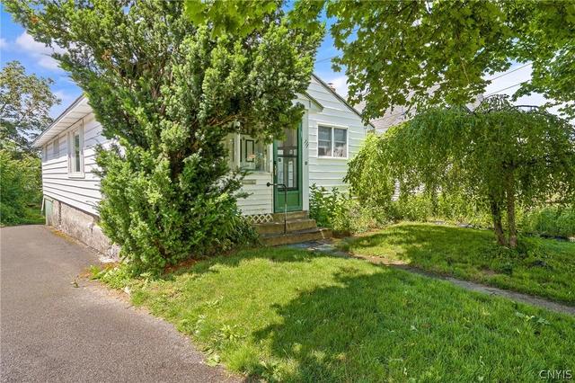 111 Wilmore Pl, Syracuse, NY 13208