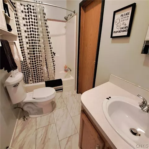 Bath - 10740 Gossner Rd, Annsville, NY 13471 photo 4 of 4