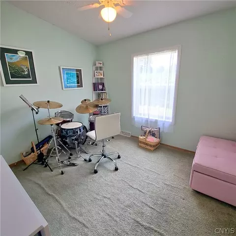 Bedroom - 10740 Gossner Rd, Annsville, NY 13471 photo 4 of 4