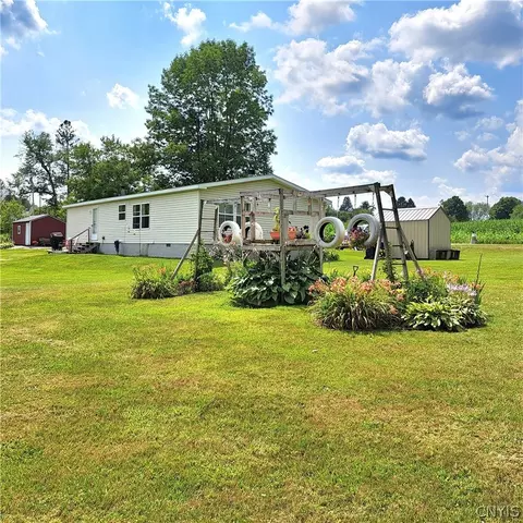 Exterior - 10740 Gossner Rd, Annsville, NY 13471 photo 7 of 8