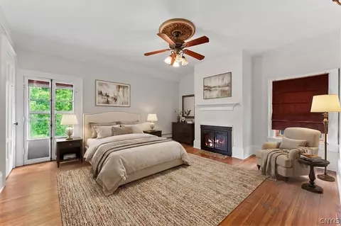 Bedroom - 105 Summit Ave, Syracuse, NY 13207 photo 1 of 6