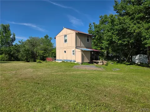 17333 Heron Bay Clfs, Hounsfield, NY 13685