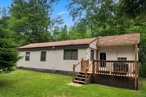 241 Old Piseco Rd, Arietta, NY 12139
