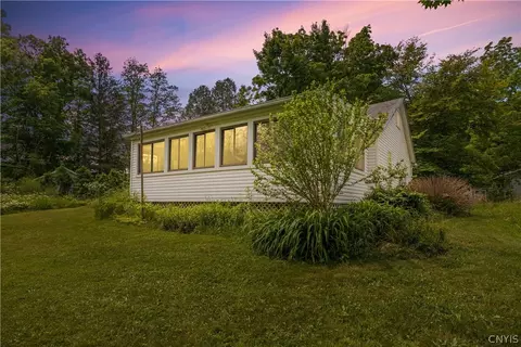 107 Fire Lane 13, Cato, NY 13080