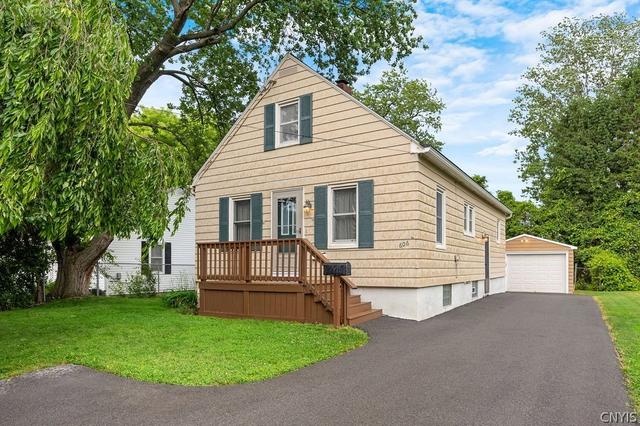 606 Boston Rd, Salina, NY 13211
