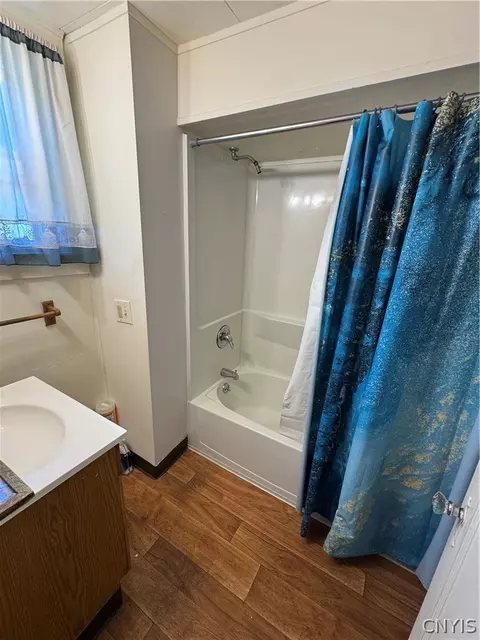 Bath - 217 Bates Ave, Oneida, NY 13421 photo 4 of 4