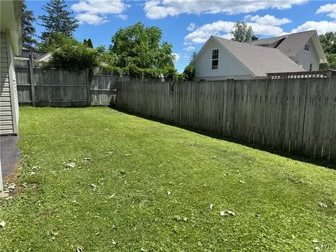 Exterior - 217 Bates Ave, Oneida, NY 13421 photo 6 of 7