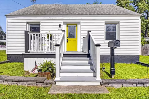 903 Cayuga St, Rome, NY 13440
