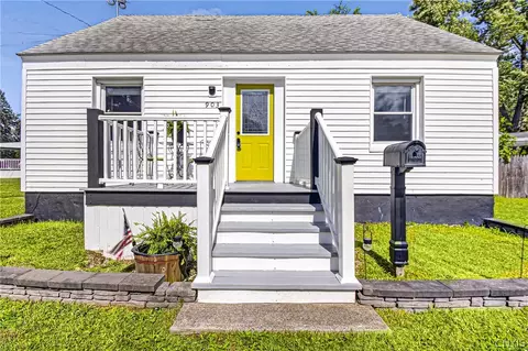 903 Cayuga St, Rome, NY 13440