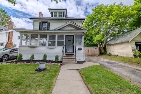 112 Aberdeen Ter, Syracuse, NY 13206