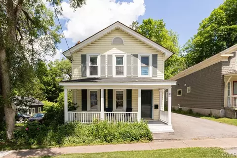 33 Nelson St, Cazenovia, NY 13035