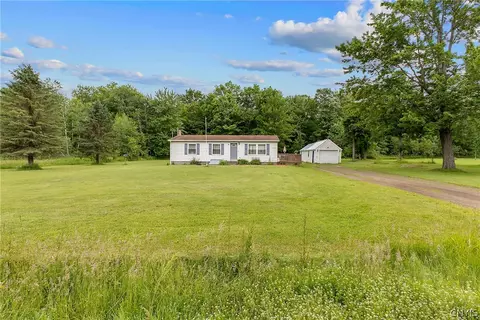 688 Harris Hill Rd, Hannibal, NY 13074