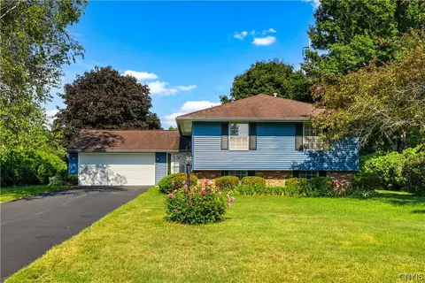 8276 Winchester Dr, Rome, NY 13440
