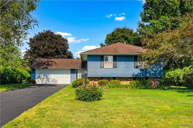 8276 Winchester Dr, Rome, NY 13440