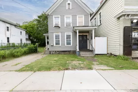 725 Butternut St #27, Syracuse, NY 13208