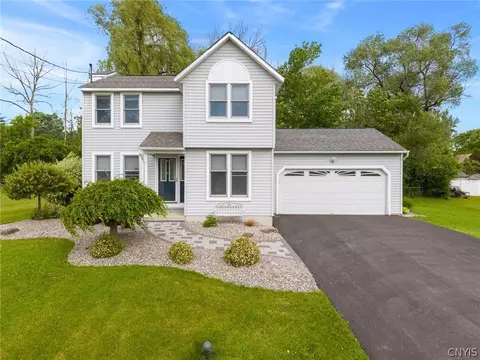 106 Laura Dr, Geddes, NY 13209