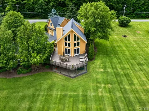 2726 Gardner Rd, Fabius, NY 13063