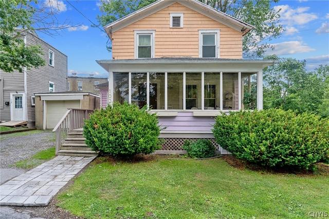 102 W Elm St, Fayetteville, NY 13066