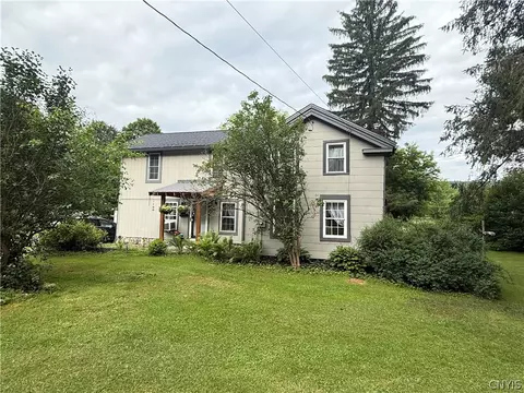 197 Cayuga St, Groton, NY 13073