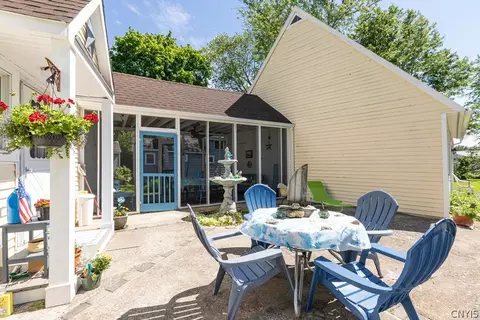 Exterior - 123 Larkin St, Sullivan, NY 13037 photo 6 of 8