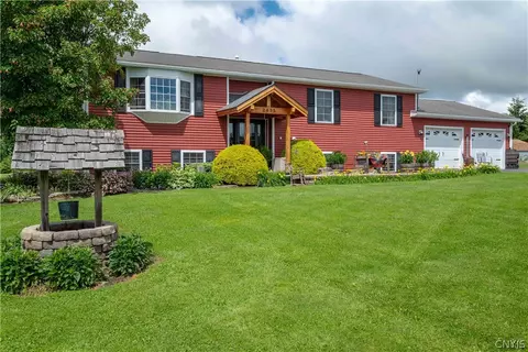 2635 Skyline Dr, Deansboro, NY 13328