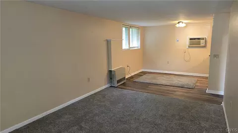105 Watertree Dr, East Syracuse, NY 13057 photo 12