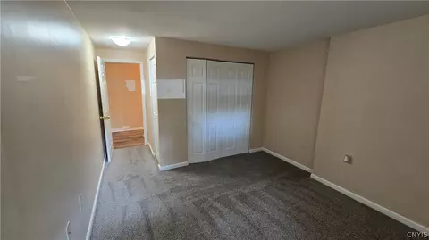 105 Watertree Dr, East Syracuse, NY 13057 photo 20