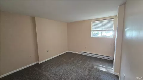 105 Watertree Dr, East Syracuse, NY 13057 photo 19