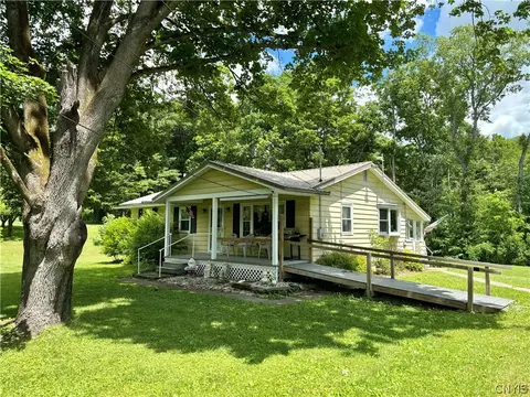 10 12 Galatia St, Marathon, NY 13803