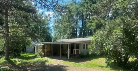 5709 Rabbit Run Ln, Lowville, NY 13367