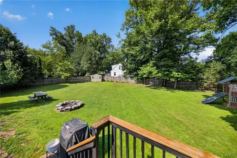 Exterior - 700 Maple Dr, Fayetteville, NY 13066 photo 6 of 10