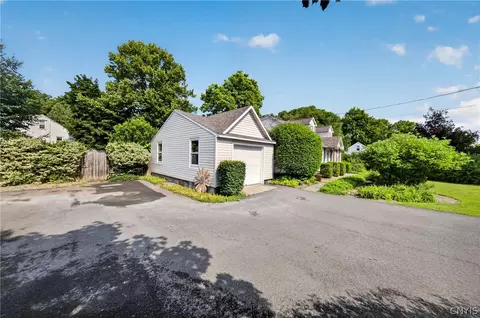 Exterior - 700 Maple Dr, Fayetteville, NY 13066 photo 7 of 10