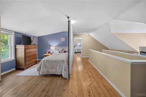 Bedroom - 700 Maple Dr, Fayetteville, NY 13066 photo 6 of 7
