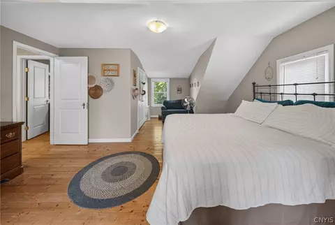 Bedroom - 700 Maple Dr, Fayetteville, NY 13066 photo 5 of 7