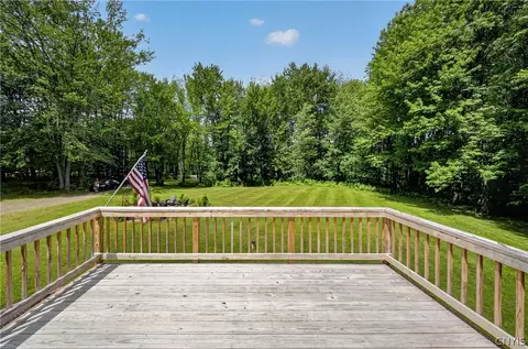 Exterior - 75 Barker Rd, Central Square, NY 13036 photo 4 of 10