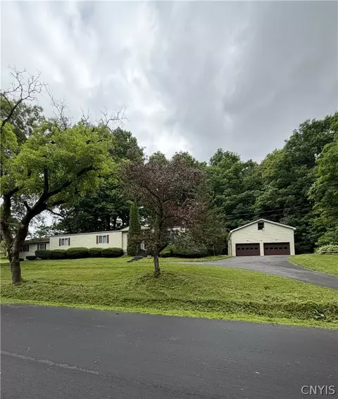 6768 Forbes Rd, Lincoln, NY 13032