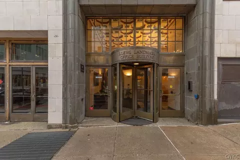 108 W Jefferson St #702, Syracuse, NY 13202