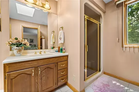 Bath - 360 Eureka Ave, Herkimer, NY 13350 photo 5 of 5