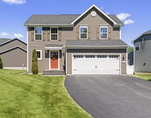 101 Weeping Willow, Camillus, NY 13031