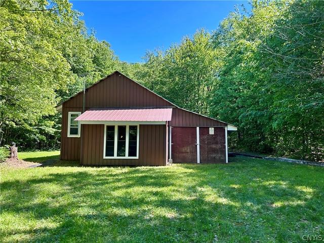 30 Rick Ln, Boylston, NY 13083