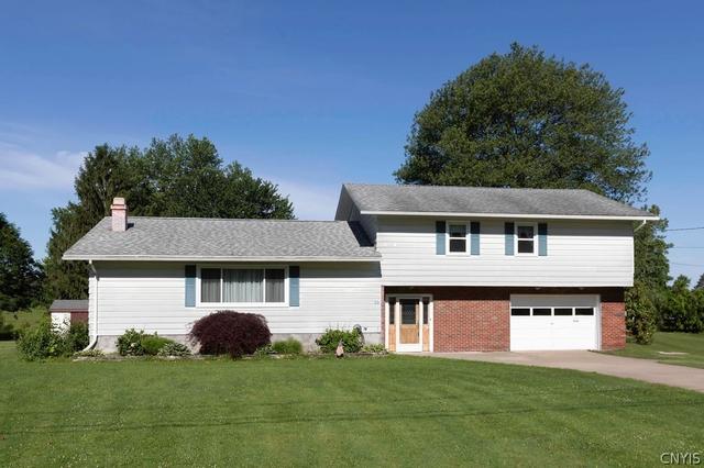 26 Simpson Dr, Scriba, NY 13126