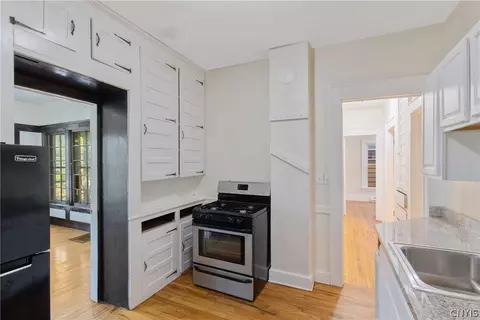 Kitchen - 855 Lancaster Ave, Syracuse, NY 13210 photo 2 of 2