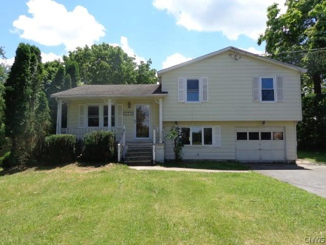4030 Douglas Heights Dr, Lenox, NY 13032