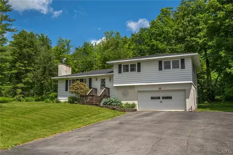 10977 Middle Rd, Trenton, NY 13438