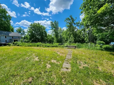 2102 Warners Rd, Van Buren, NY 13164