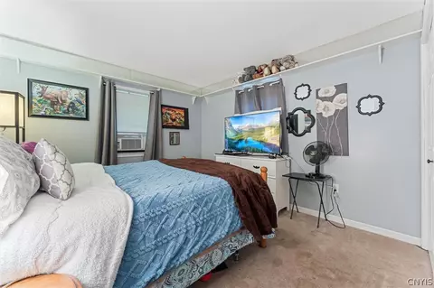 Bedroom - 87 Skyline Dr, Scriba, NY 13126 photo 3 of 7